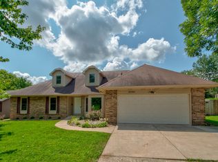 2060 E Swallow St, Springfield, MO 65804