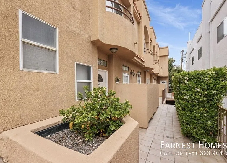 4310 Whitsett Ave #3 — Photo 21