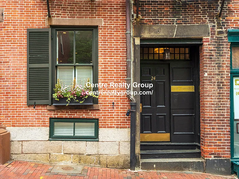 24 Joy St #1 — Photo 1