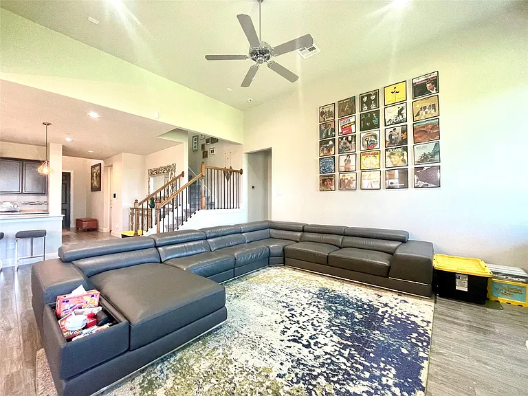 6829 Brindisi Pl — Photo 8