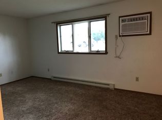 8 plex 1bd/1ba with Garage $625, Watertown, SD 57201