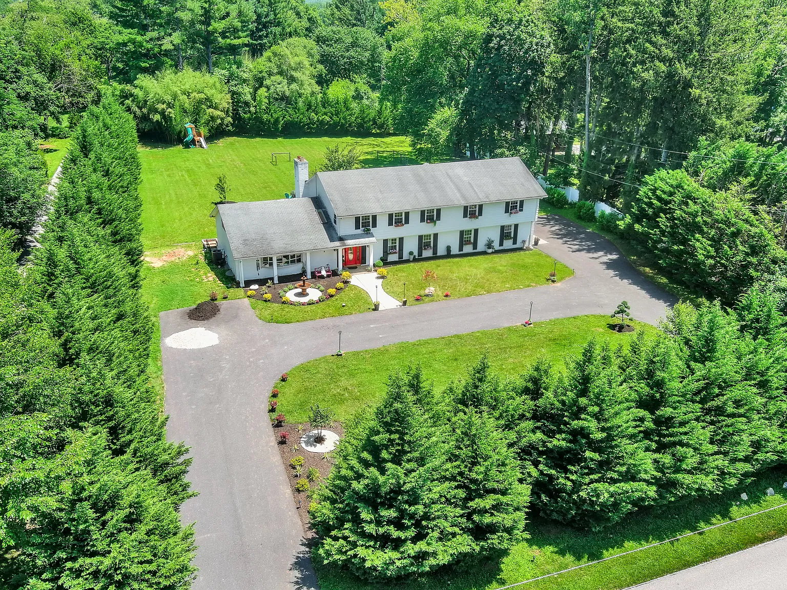 10533 Stevenson Rd — Photo 3