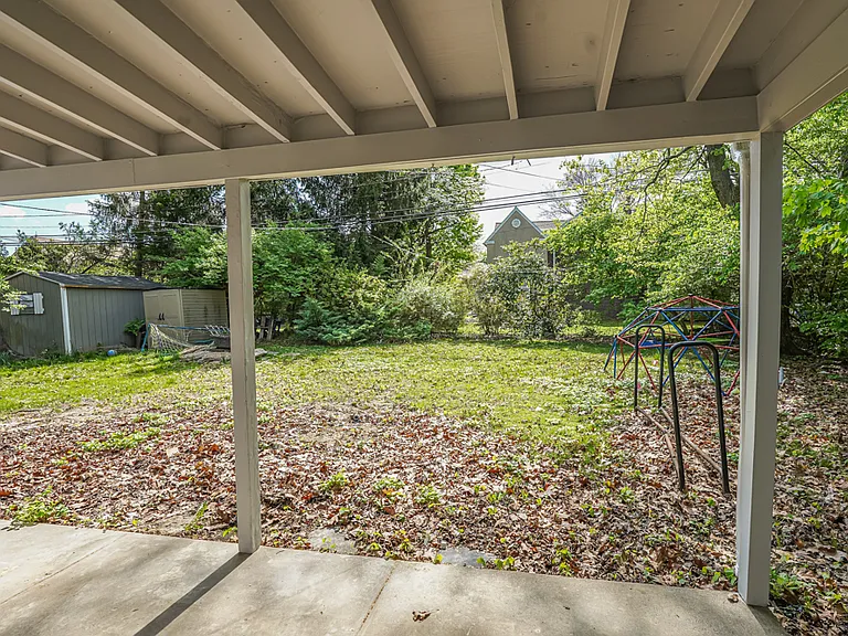 644 Meetinghouse Rd — Photo 42