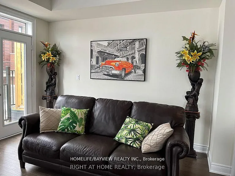 7 Griffith St W — Photo 12