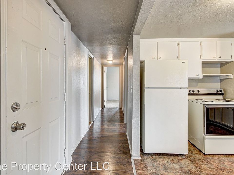 1st image of 312 SW 23rd St APT 4