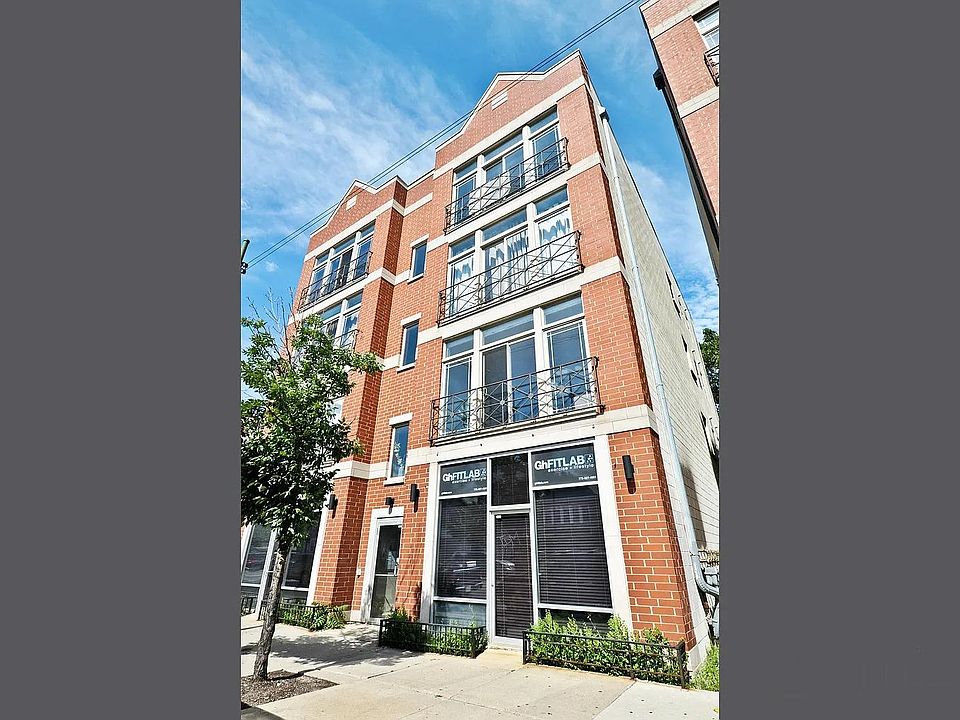 1st image of 1635 N Western Ave APT 1S