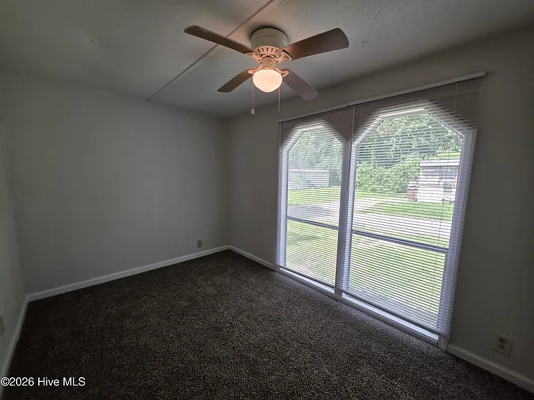 1133 Pickett Rd #6 — Photo 13