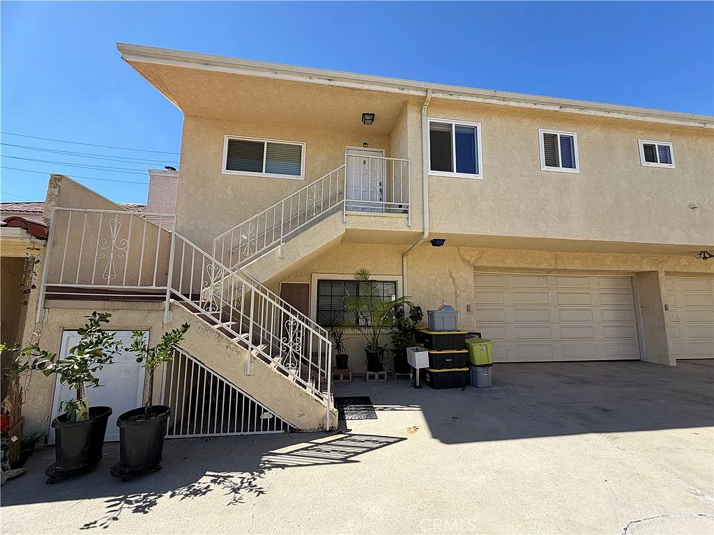 3 bed, 1500 sqft, $3,850 — Photo 2