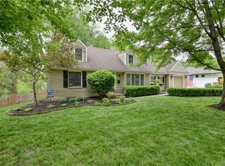 2516 W 89th St, Leawood, KS 66206