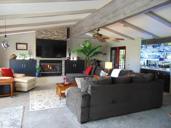 73450 Country Club Dr Space 122, Palm Desert, CA 92260