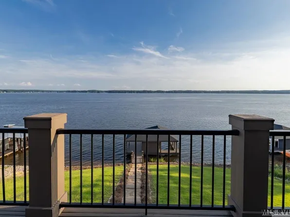 243 Starboard Dr, Littleton, NC 27850