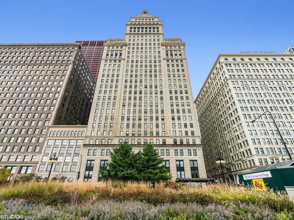 310 S Michigan Ave Unit 1007, Chicago, IL 60604