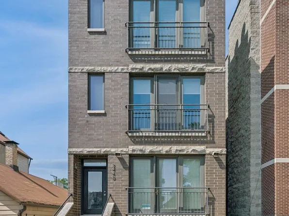2440 W Cortez St #3, Chicago, IL 60622