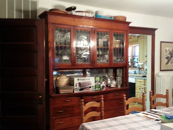 Built-in China Cabinet