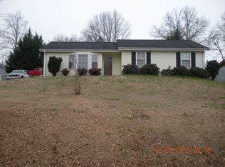 104 E Celestial Dr, Greer, SC 29651