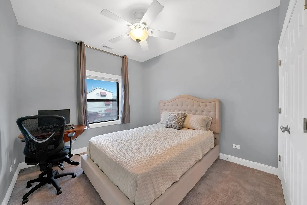 2 bed, 1345 sqft, $3,400 — Photo 4