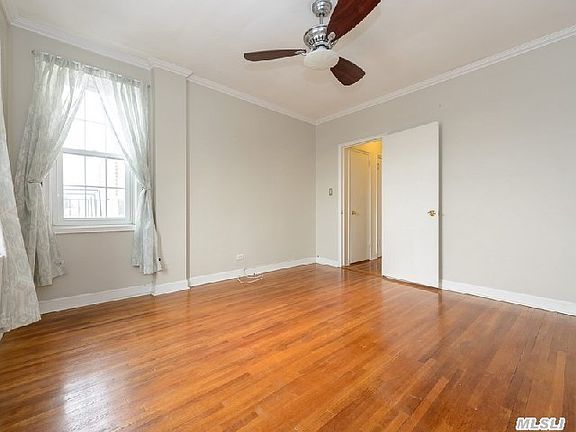 5th image of 15 Gaynor Ave