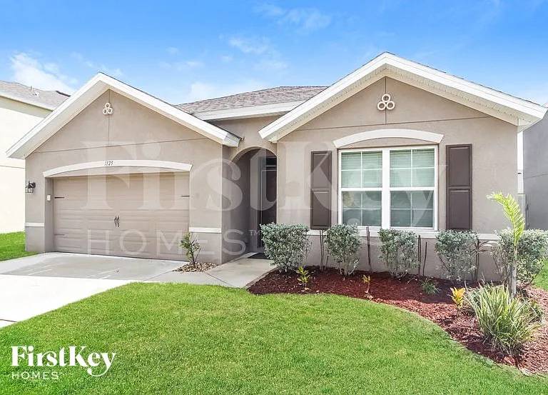 1125 Newton Cir — Photo 2