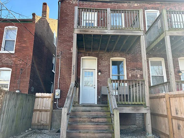 2253 Indiana Ave — Photo 53