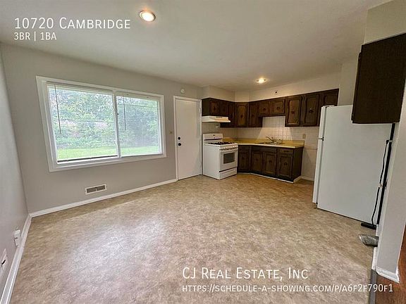 3rd image of 10720 Cambridge Ave