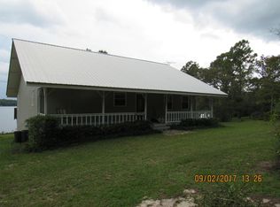 1326 Spring Lake Rd, Defuniak Springs, FL 32433