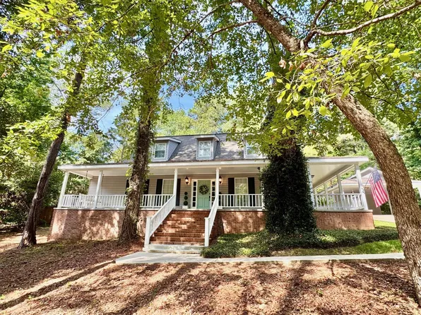 16 Woodland Sq, Petal, MS 39465