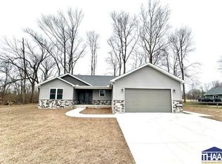 2029 N Joy Dr, Sullivan, IN 47882