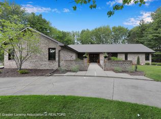260 Wind N Wood Dr, Okemos, MI 48864