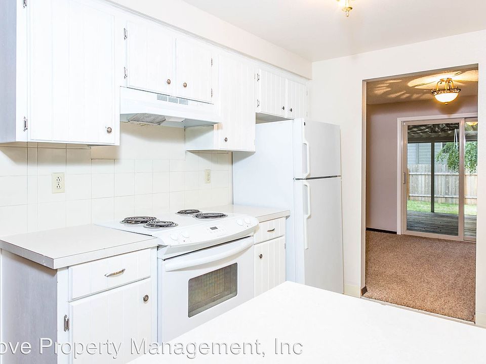 1st image of 12912 NE 22nd St