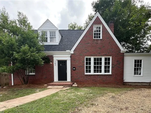 703 Mulberry Rd, Martinsville, VA 24112