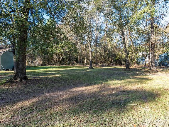 4th image of 20094 Live Oak Burr Dr