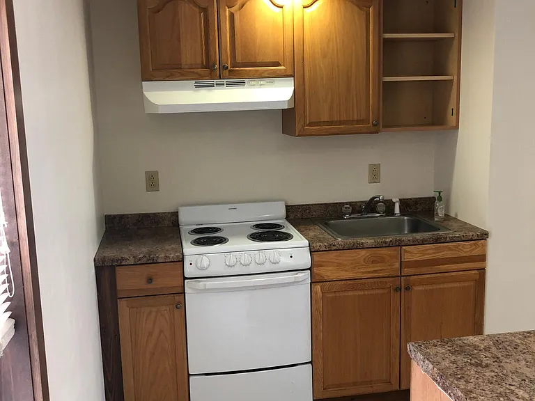 16 Cushing St #1 — Photo 9