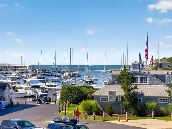 9 Keel De Sac, Falmouth, MA 02540
