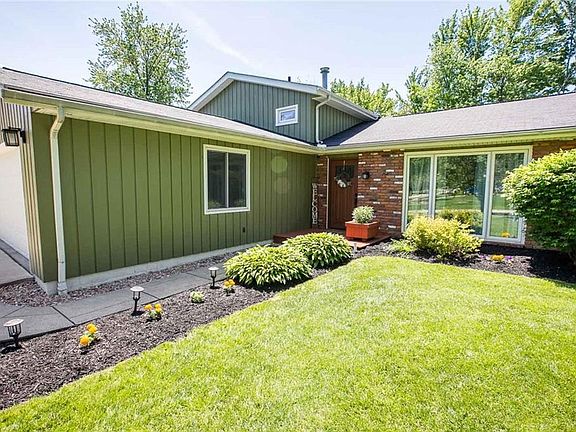 2nd image of 204 Claremont Dr