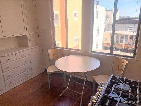 4th image of 207 San Jose Ave