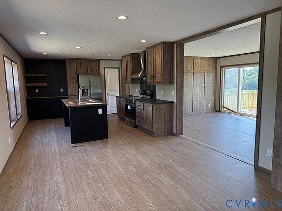 4th image of 3035 Cumberland Rd