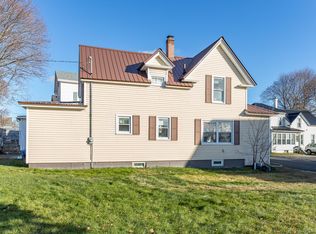 8 Union St, Old Town, ME 04468