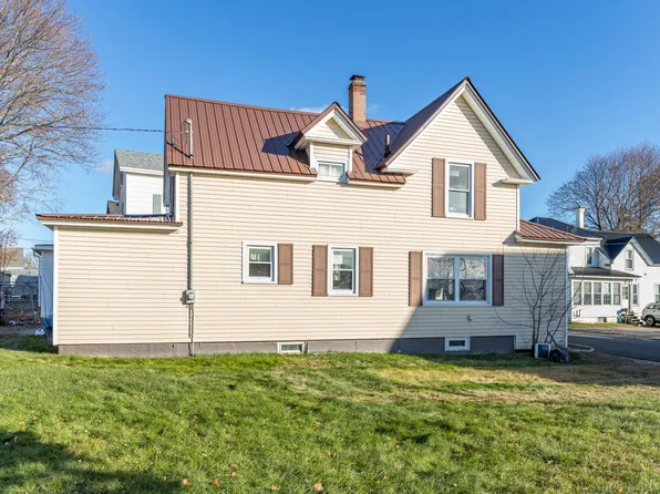 8 Union Street, Old Town, ME 04468