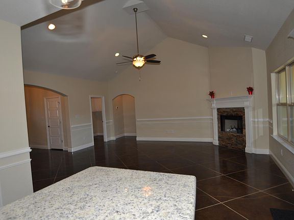 4th image of 4311 Lucero Dr