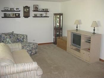 4th image of 5340 Niven Ln