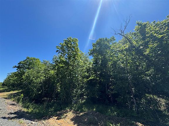 2nd image of 54 Vista Ridge Trail