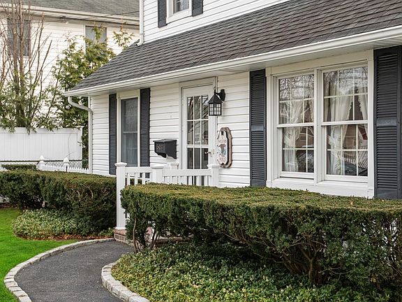 2nd image of 307 Brendan Ave