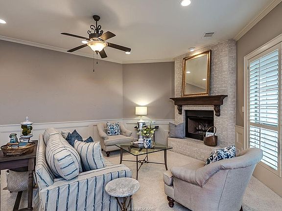 3rd image of 3900 Park Meadow Ln