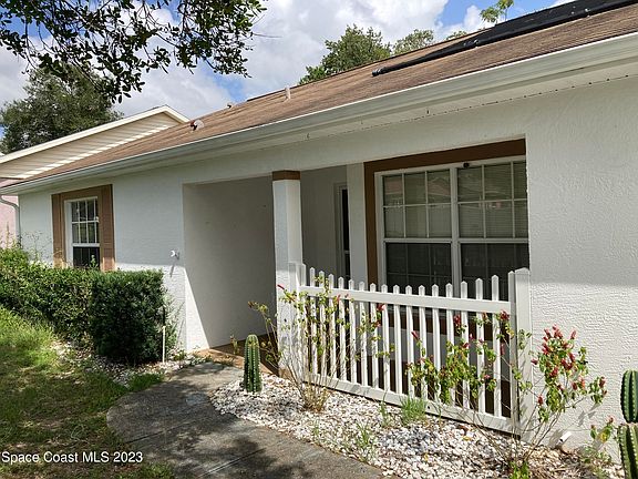 5th image of 781 W Starjasmine Pl
