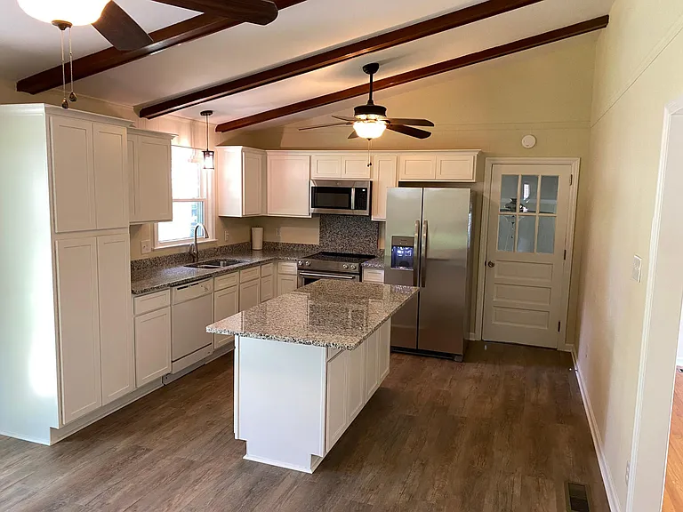 1809 Wedgefield Rd — Photo 8