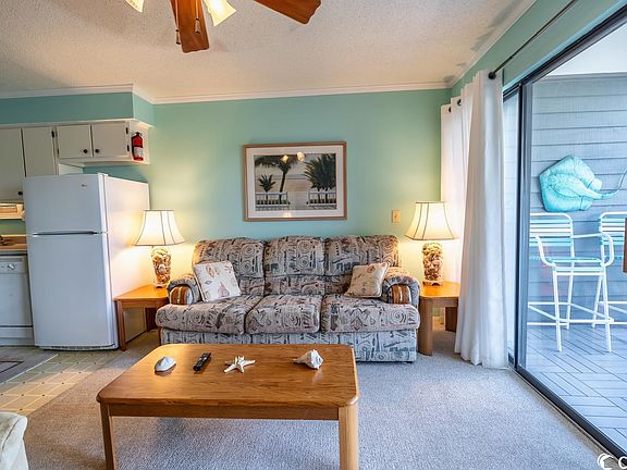 5th image of 123 Dogwood Dr. N #209