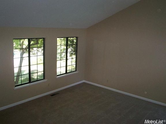 3rd image of 8240 Northwind Way