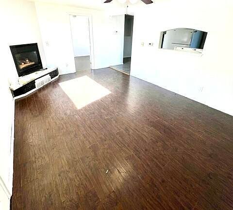 3rd image of 1023 S 36th Ave