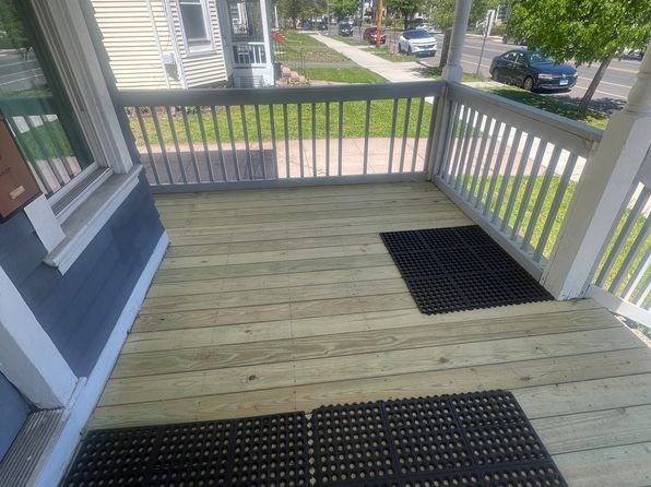 220 Sherman Ave #4