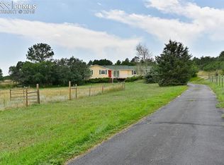 2915 Arnold Ave, Monument, CO 80132